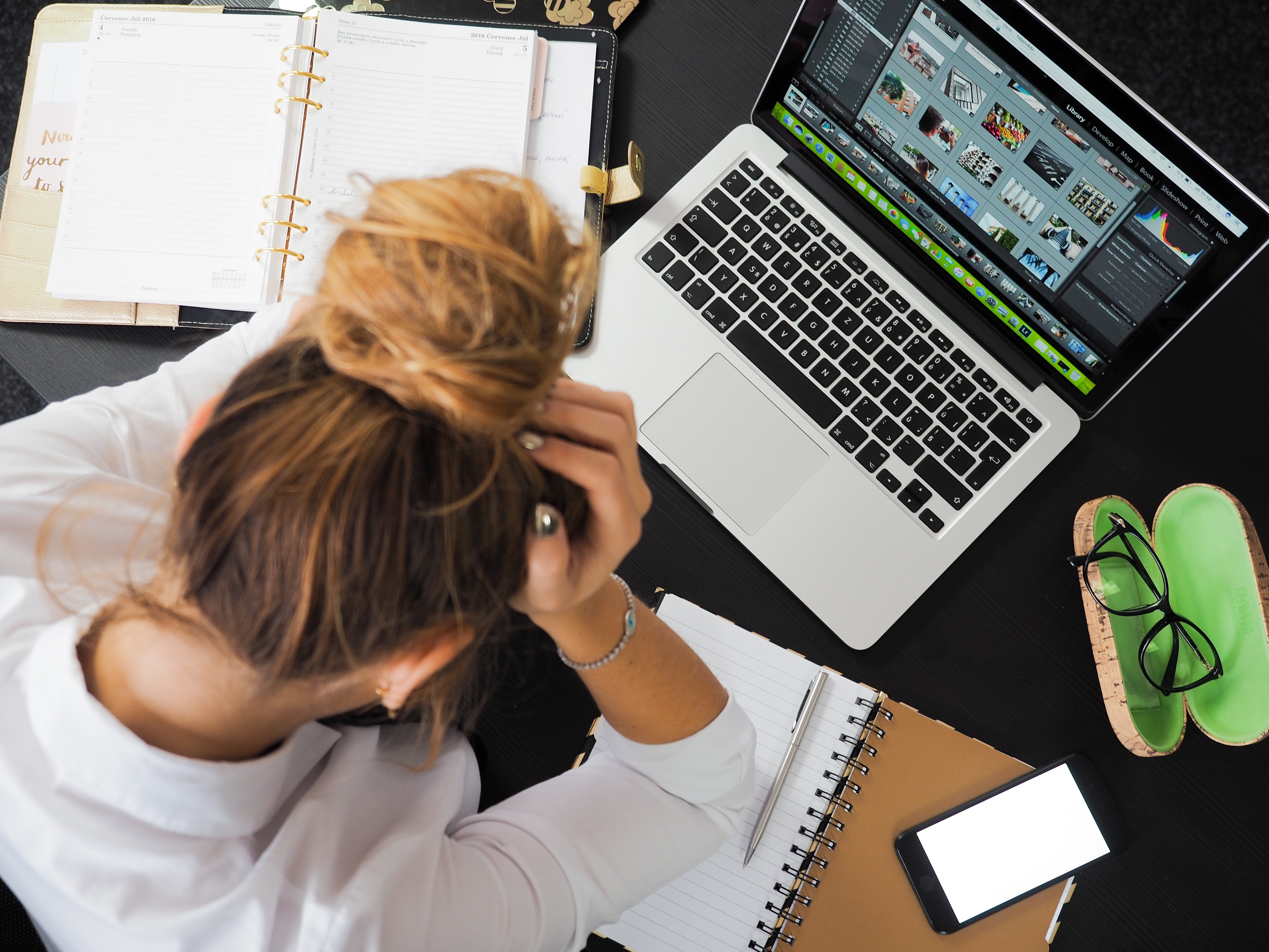 5 Signs of burnout and how to deal with them