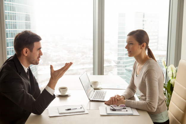 5 ways to be a good listener when everybody else in the world is talking