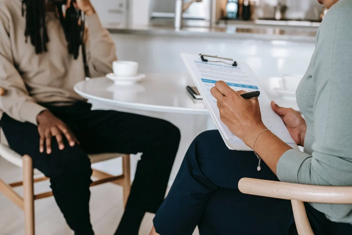 Efficiently Managing Onboarding of New Hires